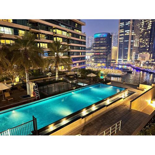 Luxury 2BR Dubai Marina Apartment Walk to JBR Beach & Marina Yacht Club