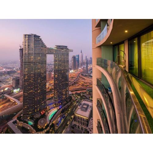 Luxury 2BR Skyline Sea View Direct Mall Metro Dining Shops City Walk