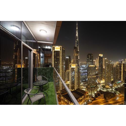 Luxury 2BR with Burj Khalifa View l High Floor at Paramount