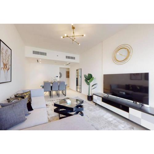 Luxury 3BR Designer Retreat with Parking at Binghatti Creek