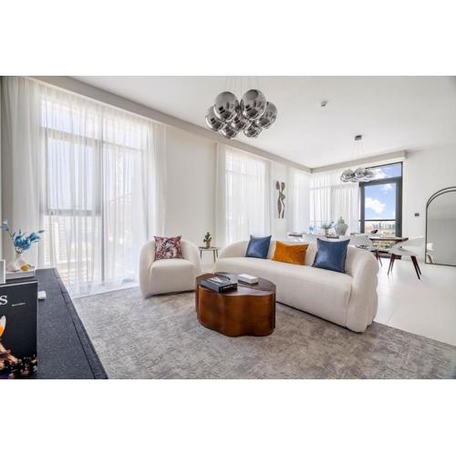 Luxury 3BR Penthouse Retreat - Private Beach & Palm Views