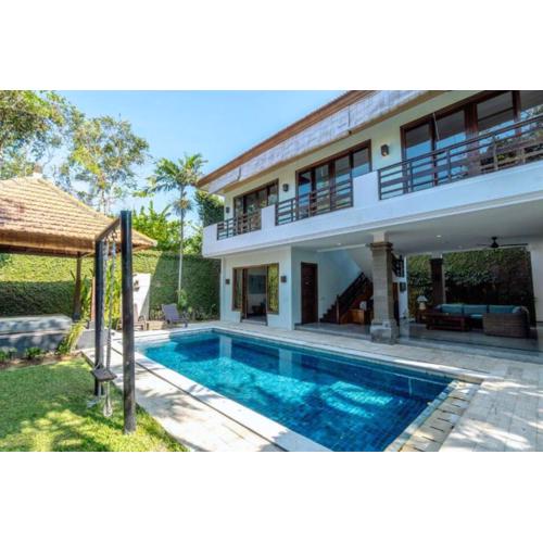 Luxury 3BR Private Pool Villa NE52