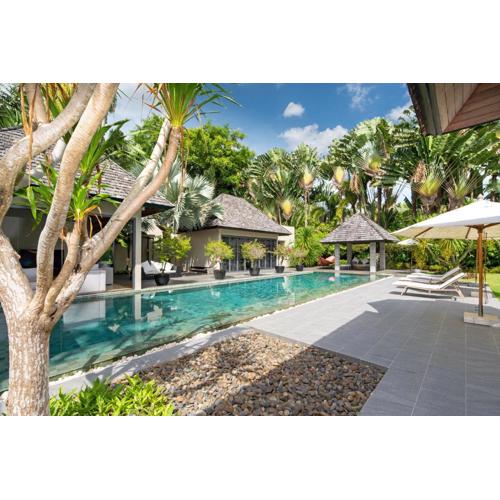 Luxury 3BR Villa C Layan Estate, Idyllic Retreat near Beach