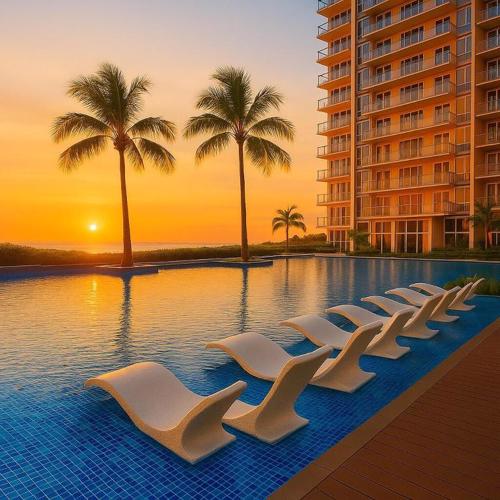 Luxury 4 Bedroom Luxury Suite near Solaire & Okada