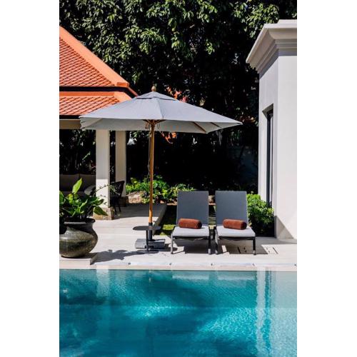 Luxury 4 Bedroom Villa 1 Minute from Laguna Phuket