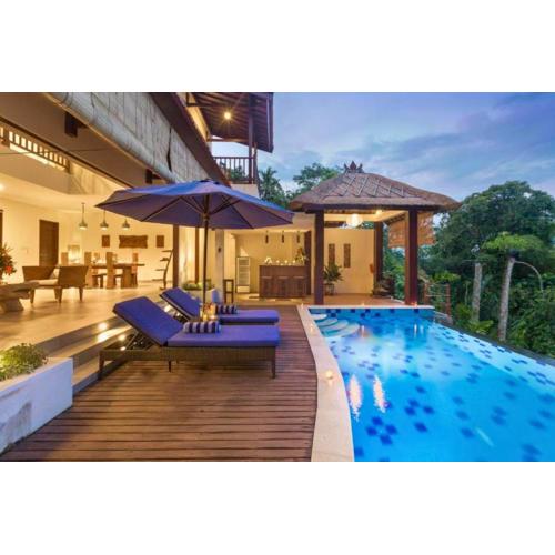 Luxury 4BR Private Pool Villa ZN52