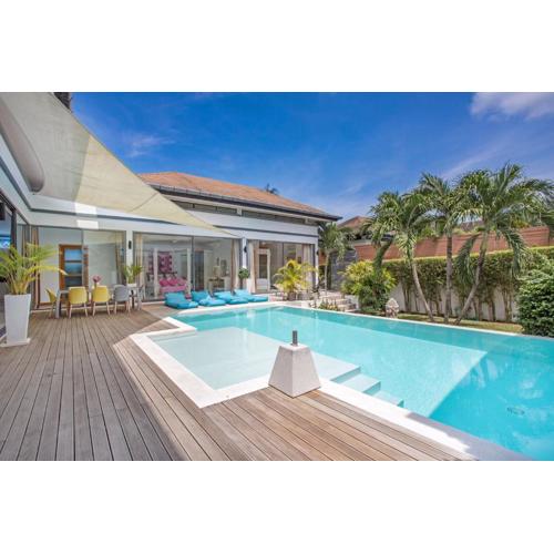 Luxury 4BR Villa Virginie, Salt Pool, Rawai