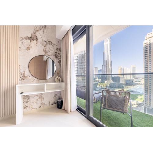 Luxury 4BR with Hermes Touch & Burj Khalifa View