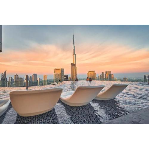 Luxury 58th Floor Seaview 2BR - Paramount Midtown - 6 Guests - 64F Pool Access & Burj View