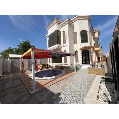 Luxury 6 bedrooms villa with private swimming pool