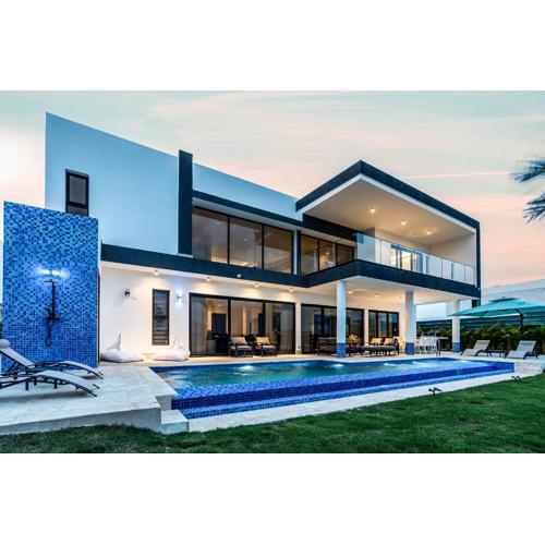 Luxury 6BR Golf Villa In Punta Cana - Infinity Pool, Golf & Beach Access, Maid & Concierge