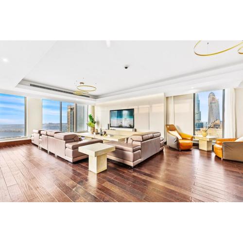 Luxury 6BR JBR Penthouse Panoramic Sea Views, Steps to Marina Beach & The Walk