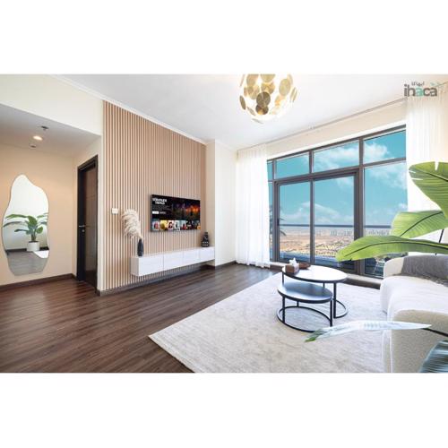 Luxury 71st FL1Br Spacious Skyline Private Balcony
