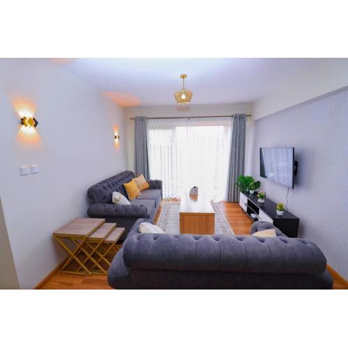 Luxury Apartment - Garden City Mall