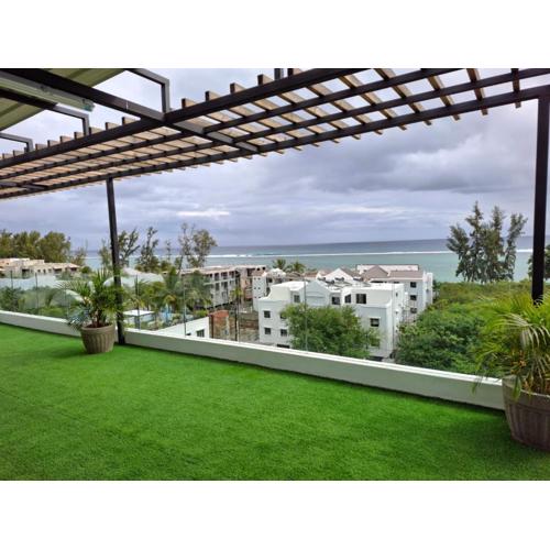 Luxury Apartment 150 m from the beach