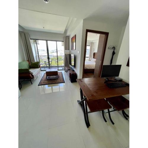 Luxury Apartment, Harbour Bay Residences