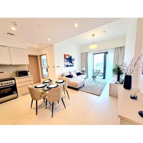 Luxury Apartment in Burj Royale next to Dubai Mall & Fountains