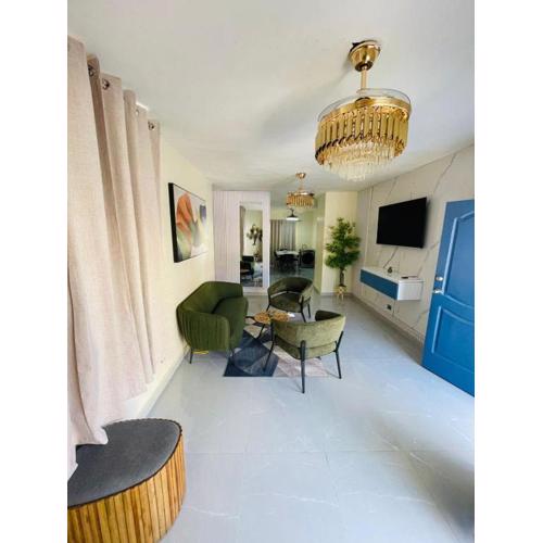 Luxury apartment near Jumbo