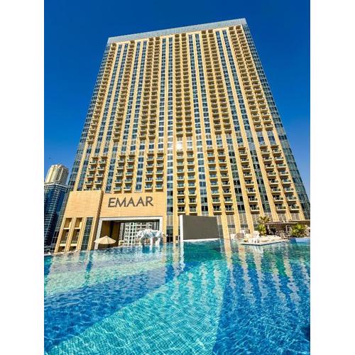 Luxury Apartments - Stunning Marina View - 5-Star Hotel Amenities