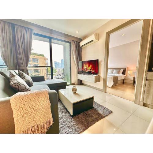 Luxury & Bright 1 Bedroom - Asoke
