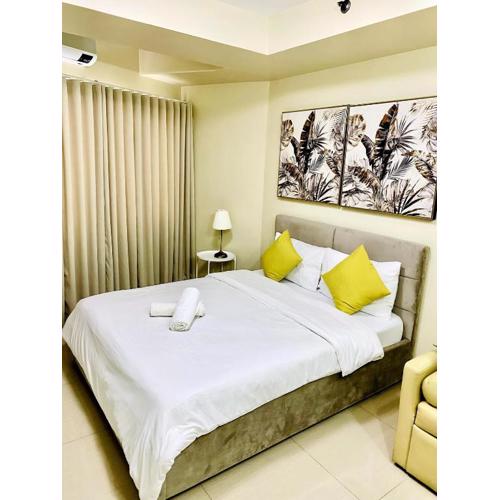 Luxury Condo at SHELL Residences, MOA
