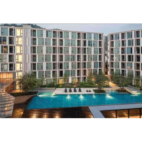 Luxury condo in phuket shopping center