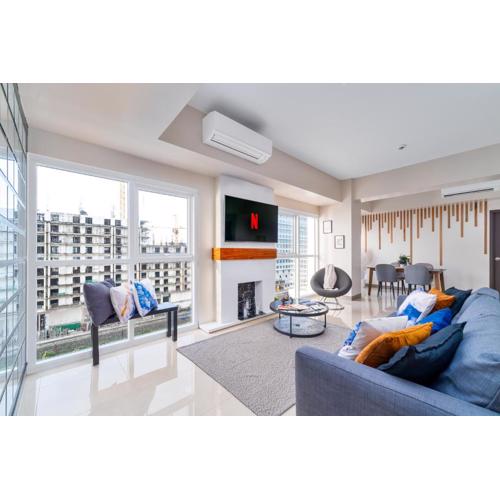 Luxury Condo Ocean View 1,2,3, & 4 Bedrooms Infinity Pool Gym Spa Next to Okada Solaire MOA NAIA Airport