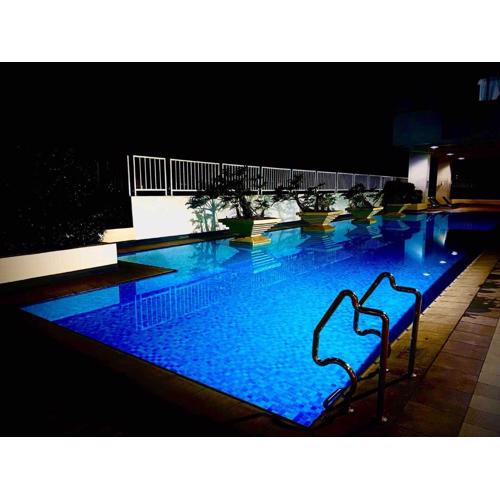 Luxury Condo-Princeton Residence-New Manila Quezon City-Fast Wi-fi150mbps