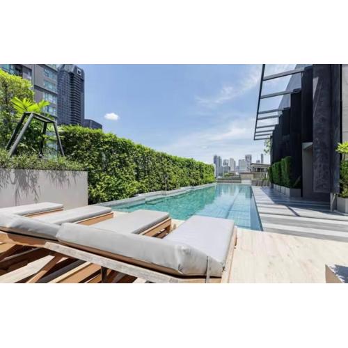 Luxury condo right next to BTS Thonglor!