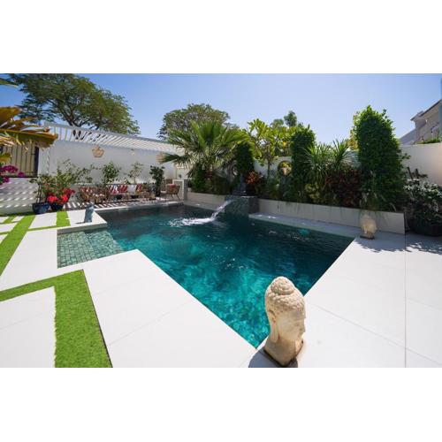 Luxury Escapes - Luxury Short-Term Stay 2BHK plus Maids room Villa