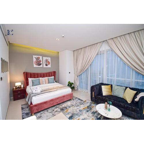 Luxury Escapes - Modern studio in West Avenue Dubai Marina