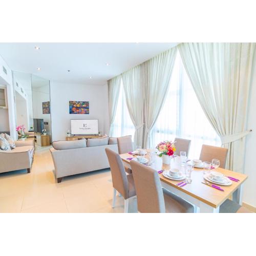 Luxury Escapes - Spacious 2BR Apt in the heart of Dubai Marina- Yacht Bay