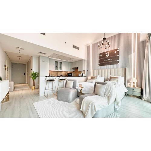 Luxury Family Studio Close to Dubai Mall and Burj Khalifa