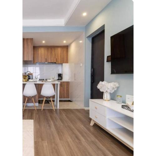 Luxury Haven with Pool,Gym and Markt