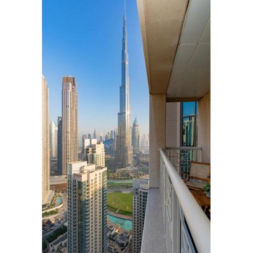 Luxury High Floor 1BR with Full Burj Khalifa View by Auberge