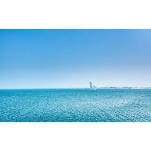 Luxury Holiday Home, Spacious 1 bedroom, Burj Alarab full ocean view, located in Anantara the palm, Palm Jumeirah, Dubai