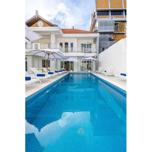 Luxury minimalist villa White Angel in Seminyak