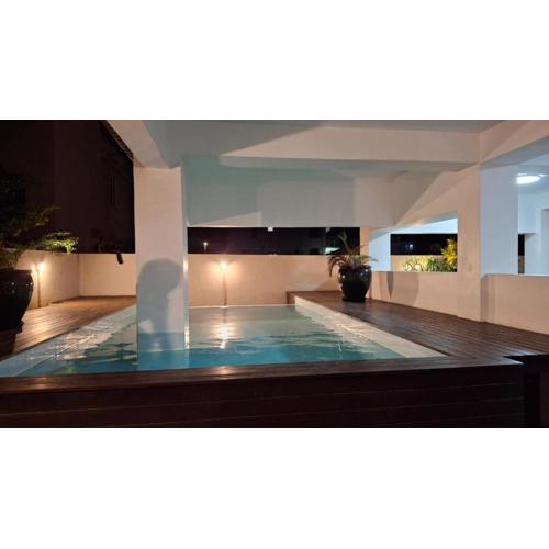 Luxury Oaks Apartment