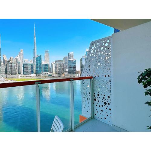 Luxury Oasis - Burj Khalifa Views
