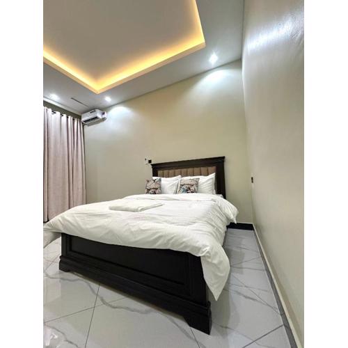 Luxury one bedroom apartment