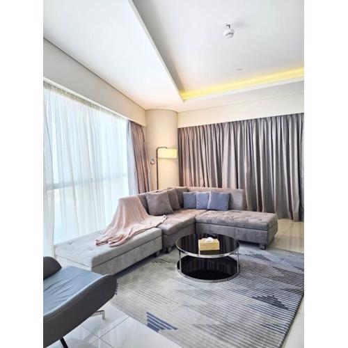 Luxury Paramount Hotel Apt D111