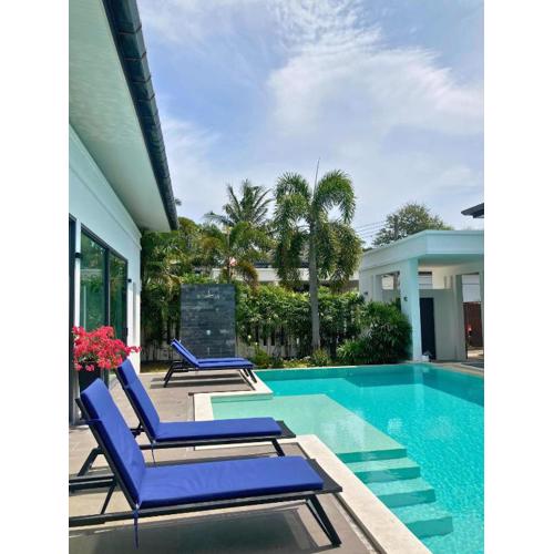 Luxury Pool Villa Nai Harn