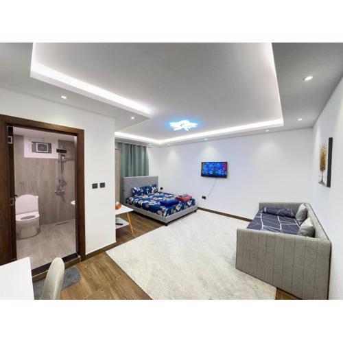 Luxury Private Room near airport