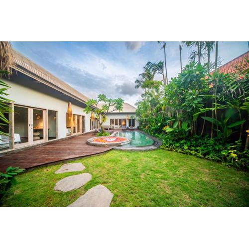 Luxury-Sang Villa- Central Sanur