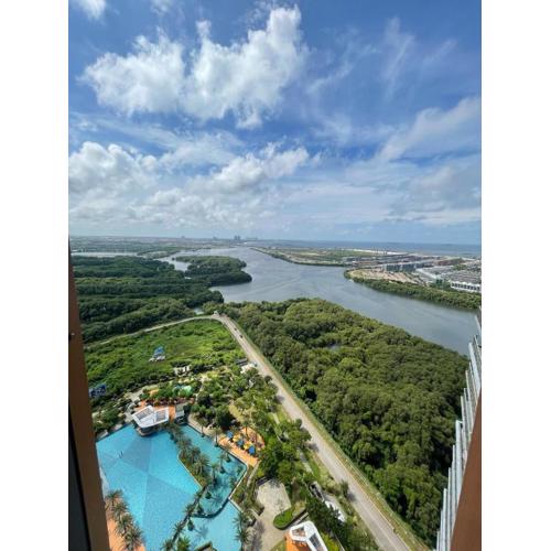 Luxury Sea View 1BR Oakwood Gold Coast PIK