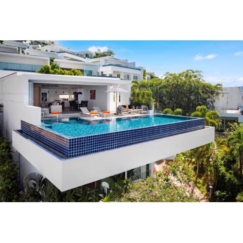 Luxury Sea View Villa Q with Pool at UniQue Residences