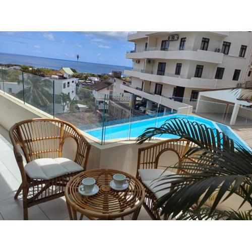 Luxury Seaview Apartment Flic en Flac CFF07