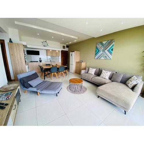 Luxury Seaview Apartment