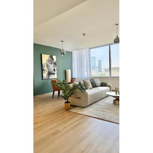 LUXURY SPACIOUS - 1 BR - SKY GARDENS DIFC - Heart of Trade Centre and Dubai Mall