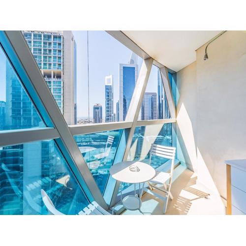 Luxury Spacious Condo in the Iconic Park Towers